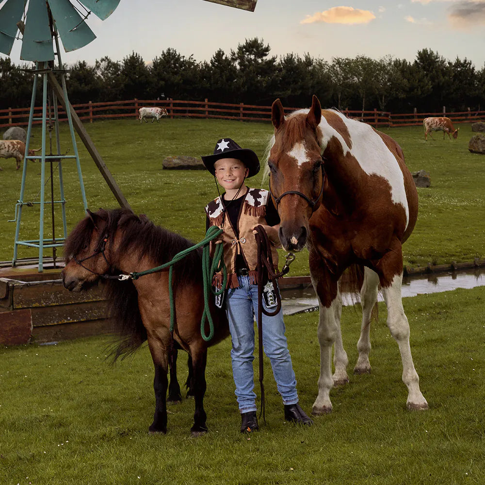 Cowboyhut Sheriff – schwarzer Kinder Westernhut mit Stern & Kordel 4