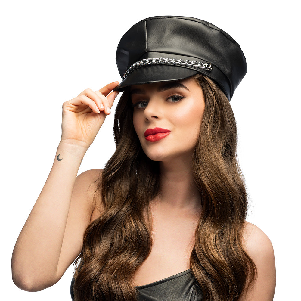 Mütze Rocker schwarz mit Kette – Lederoptik Kostümzubehör 2