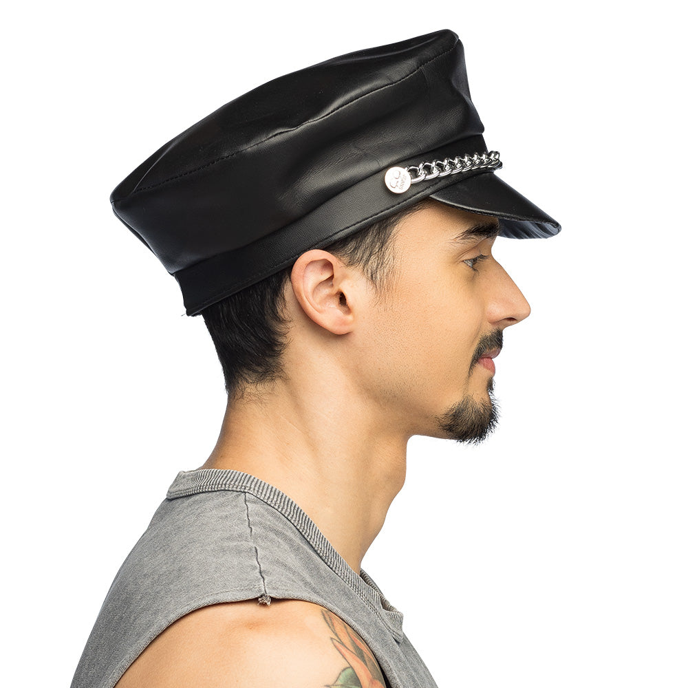 Mütze Rocker schwarz mit Kette – Lederoptik Kostümzubehör 3